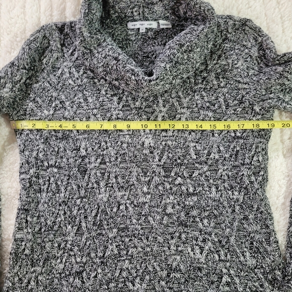 Eight Eight Eight Women’s Cowl Neck Sweater Sz M Blk/White Long Tunic Cable Knit - Picture 11 of 16